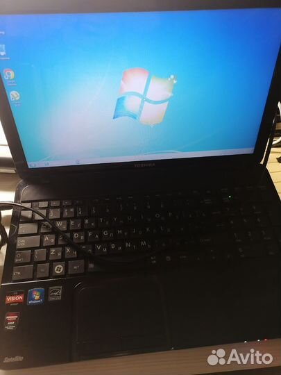 Ноутбук toshiba