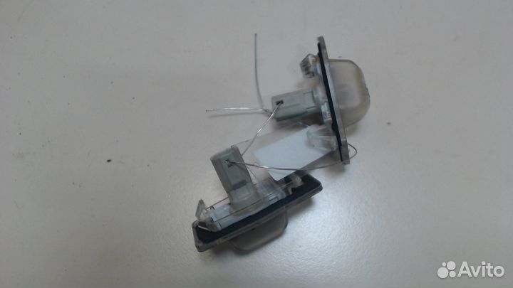 Подсветка номера Mazda Premacy, 2004