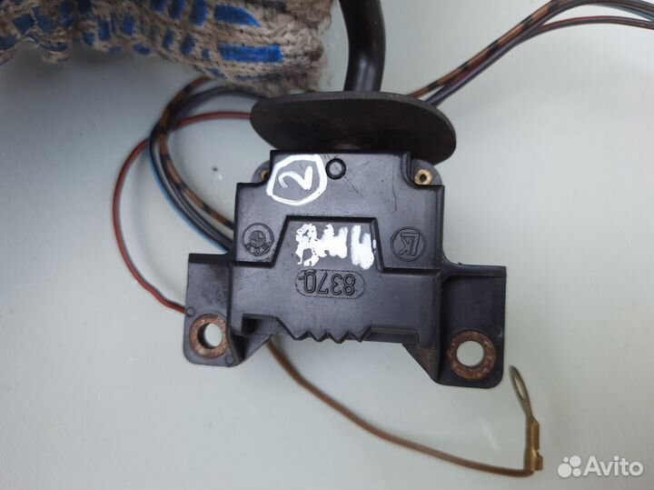 Подрулевой переключатель стеклоочистителей BMW E30