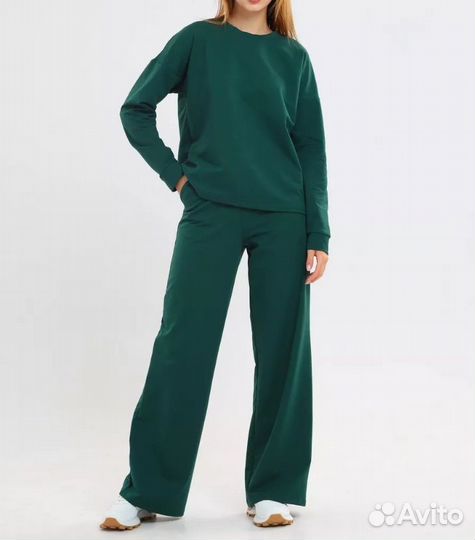 Костюм женский брючный трикотажный