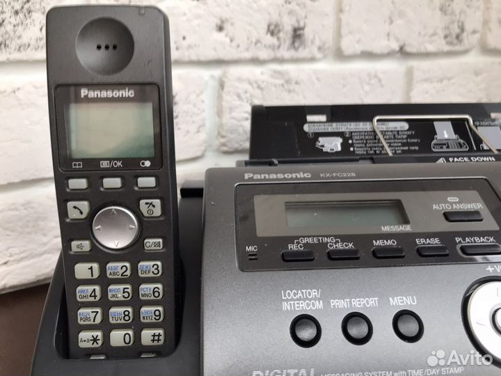 Радиотелефон с факсом Panasonic KX-fc228ru