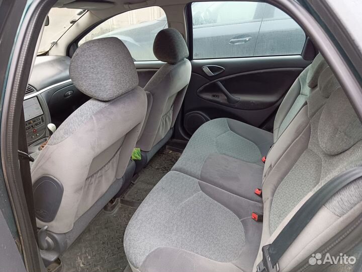 Citroen C5 1.6 МТ, 2005, 300 000 км