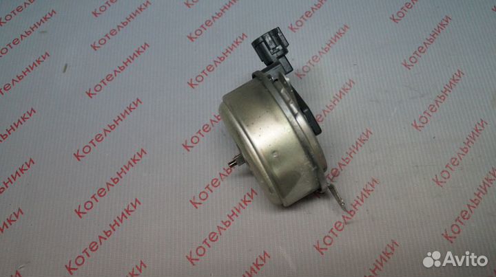 Nissan 21487-8H300 Моторчик вентилятора