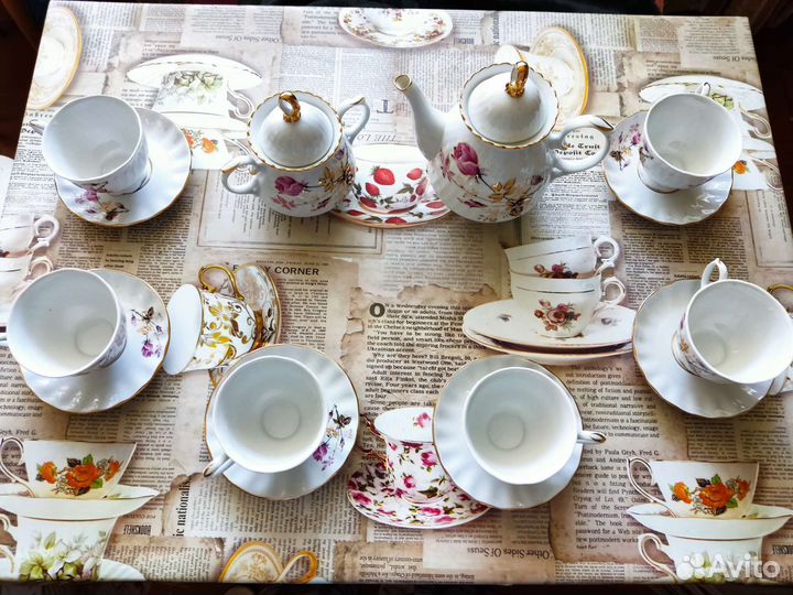 Фарфоровый чайный сервиз