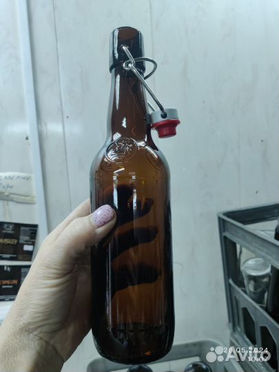 Бутылки бугельные