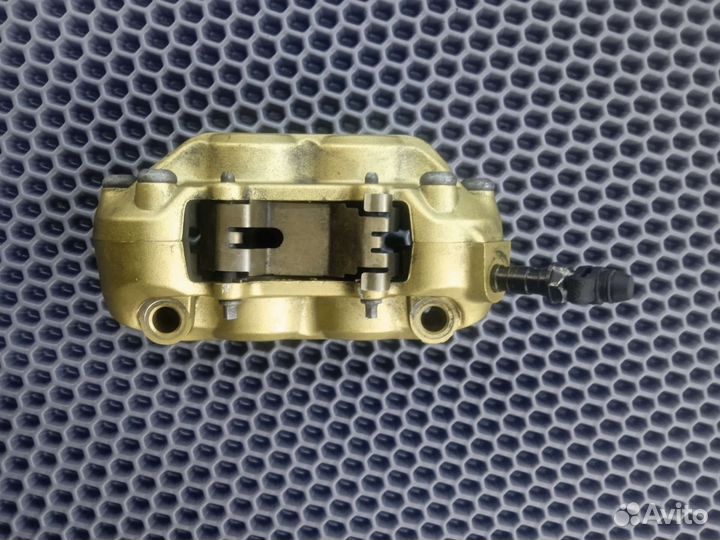 Mv agusta f3, brutale, dragster правый суппорт