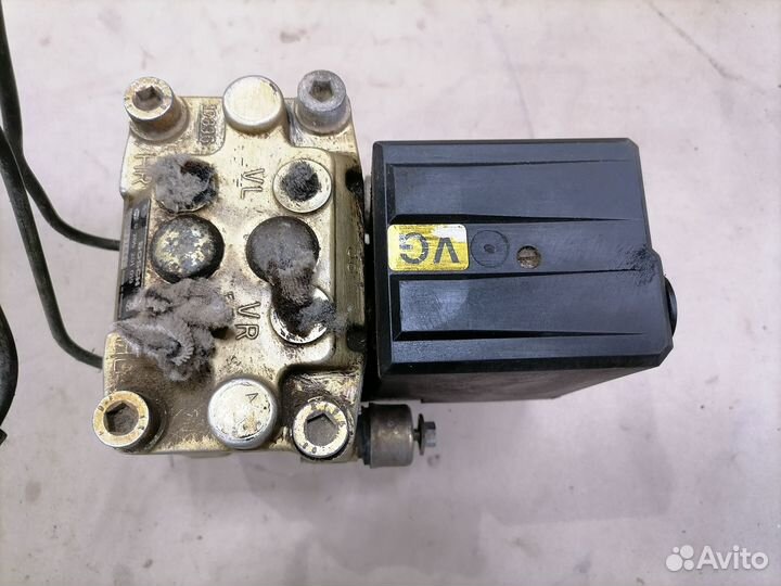 Блок ABS (насос) C20NE 2.0 Opel Vectra A 1988-1995