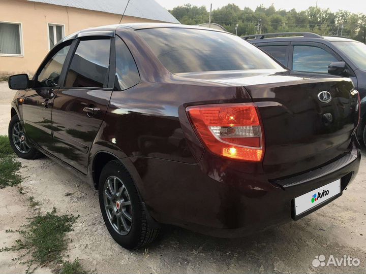 LADA Granta 1.6 AT, 2013, 120 000 км