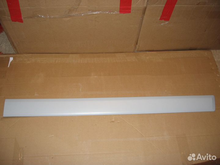 Ford Fusion Молдинг Передней Правой Двери