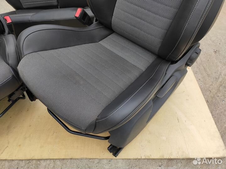 Полуковши Recaro Sportster Opel Corsa D OPC