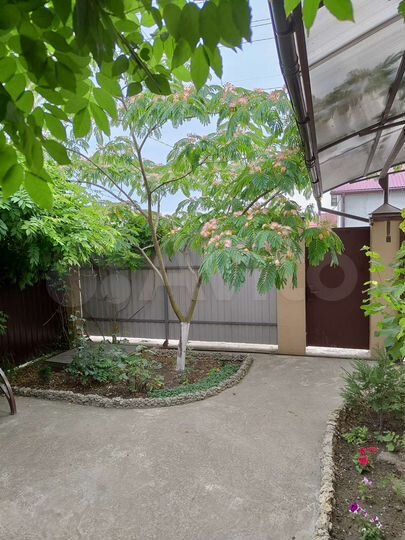 Дом 191 м² на участке 4 сот.