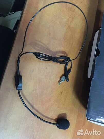 Karsect радиосистема c 4 головными микрофонами