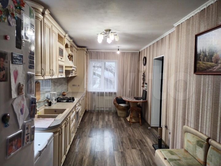 Дом 93 м² на участке 16 сот.