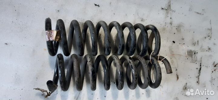 Пружины задние крайслер 300с RWD