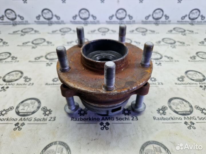 Ступица передняя правая и левая infiniti Q50 V37