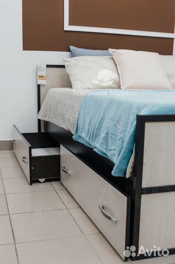 Кровать двуспальная