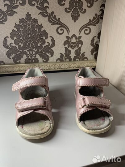 Сандалии детские для девочек