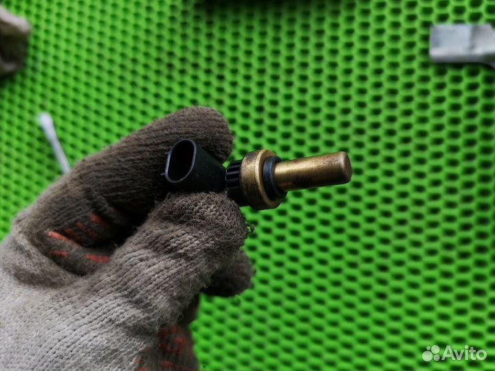 Датчик температуры воздуха для Zafira B 2005-2012