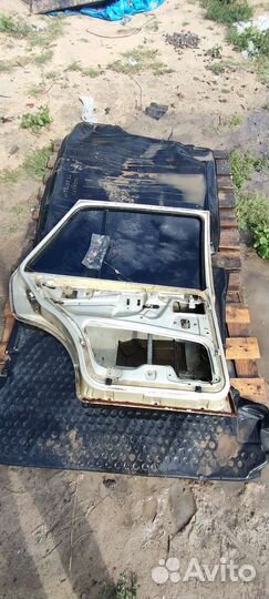 Дверь задняя левая Фольксваген Джетта 2