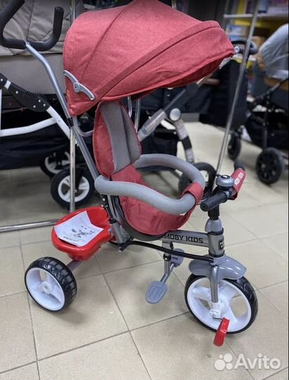 Детский трехколесный велосипед