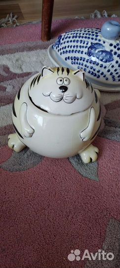 Посуда с кошками