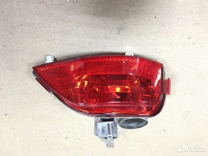 Фонарь в бампер задний правый Nissan Terrano 3 D10