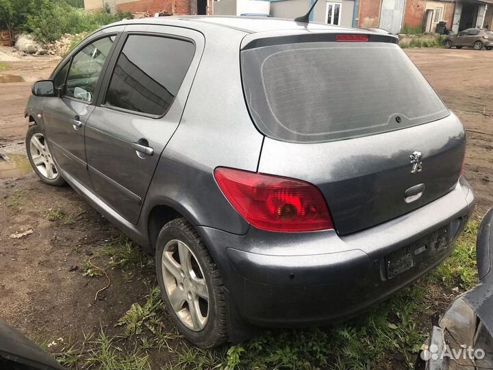 Разбор б/у запчасти Peugeot 307