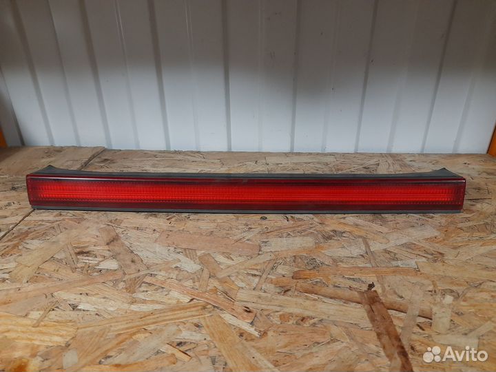 Ниссан Санни FB15 накладка на крышку багажника