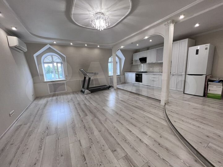 2-к. квартира, 80,3 м², 6/6 эт.