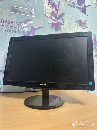 Монитор Philips 19 дюймов