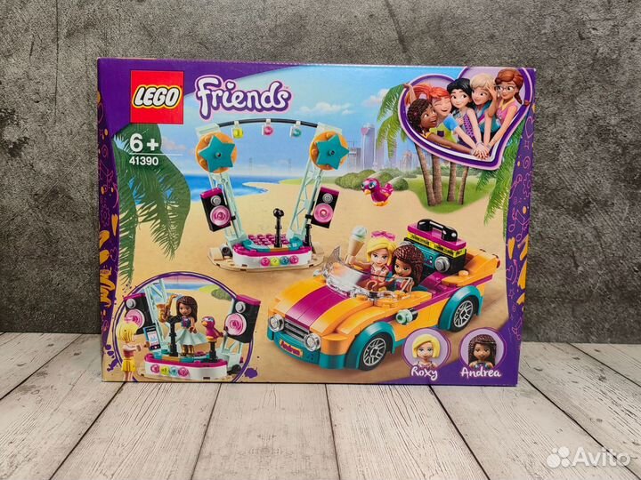 Конструктор Лего Френдс 41390 Машина со сценой