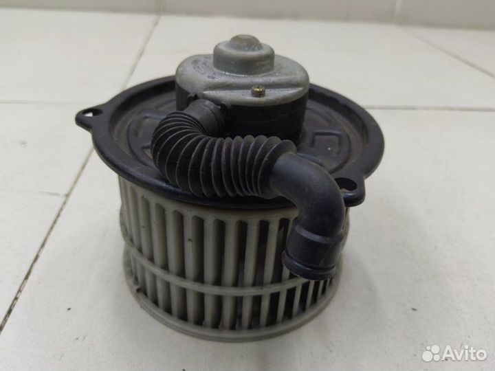 Моторчик отопителя Toyota Camry Xv10 1985