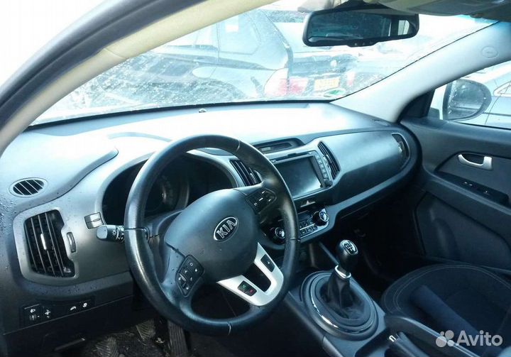 Kia Sportage III 2014 г на запчасти