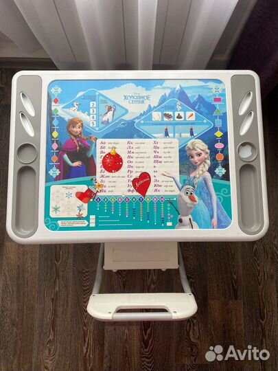 Детский стол и стул. Комплект детской мебели