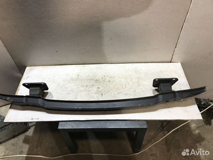 51127179675 Усилитель заднего бампера BMW E90