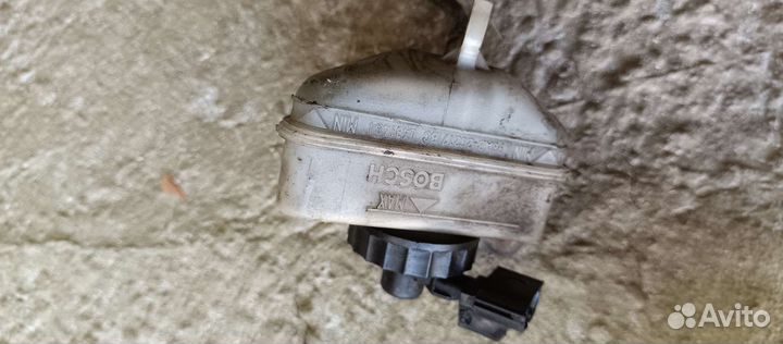 Бачок гура Ford Focus 1