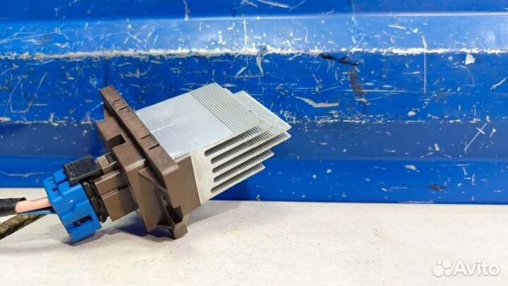 Резистор печки Hyundai I30 1 1.4 G4FA 2009