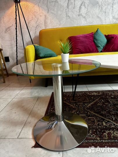 Журнальный столик стеклянный