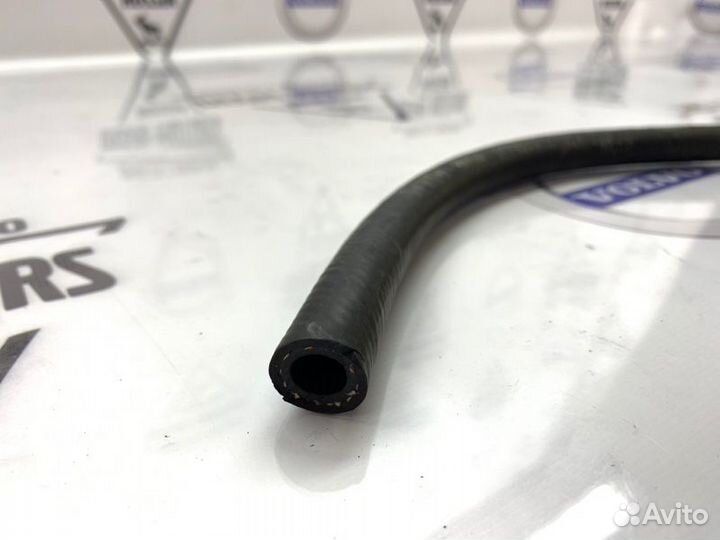 Шланг вакуумного усилителя тормоза Volvo S60 V70