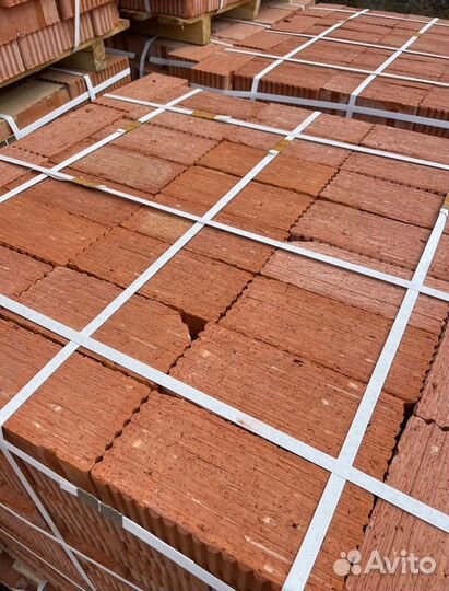 Кирпич фундаментный (красный)