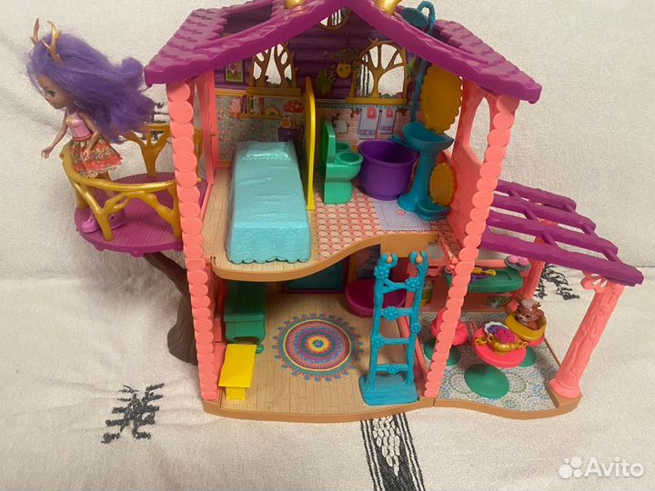 Домик энчантималс