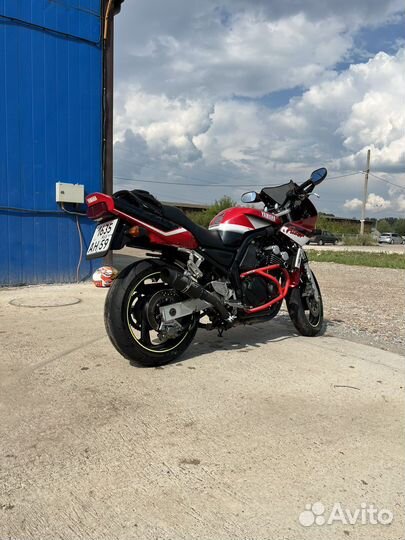 Ямаха fzs 600