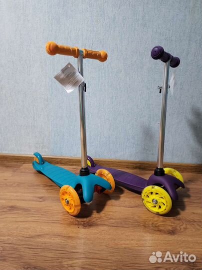 Самокат новый колеса светятся