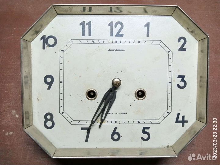 Часы разные