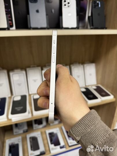 iPhone 12, 128 ГБ