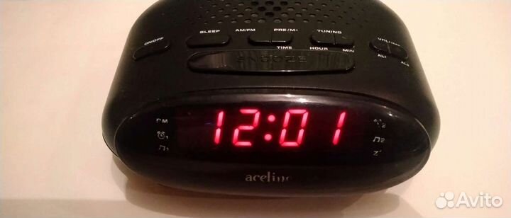 Часы-будильник-FM приёмник
