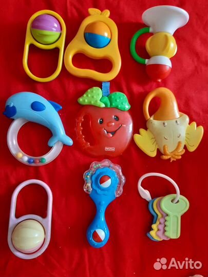 Погремушки много