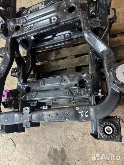 Передний подрамник volkswagen transporter t5