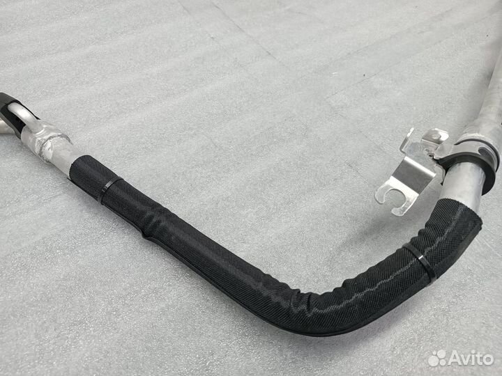 Трубка кондиционера Jeep Wrangler 2018+