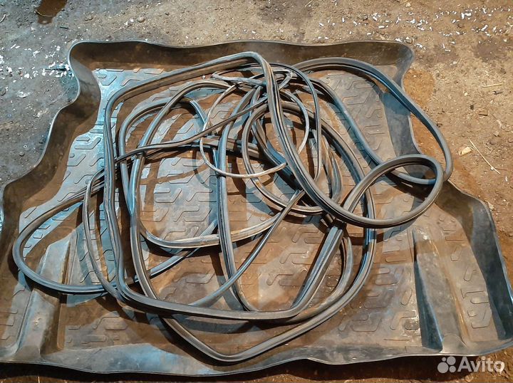 Уплотнитель дверного проема Daewoo Nexia